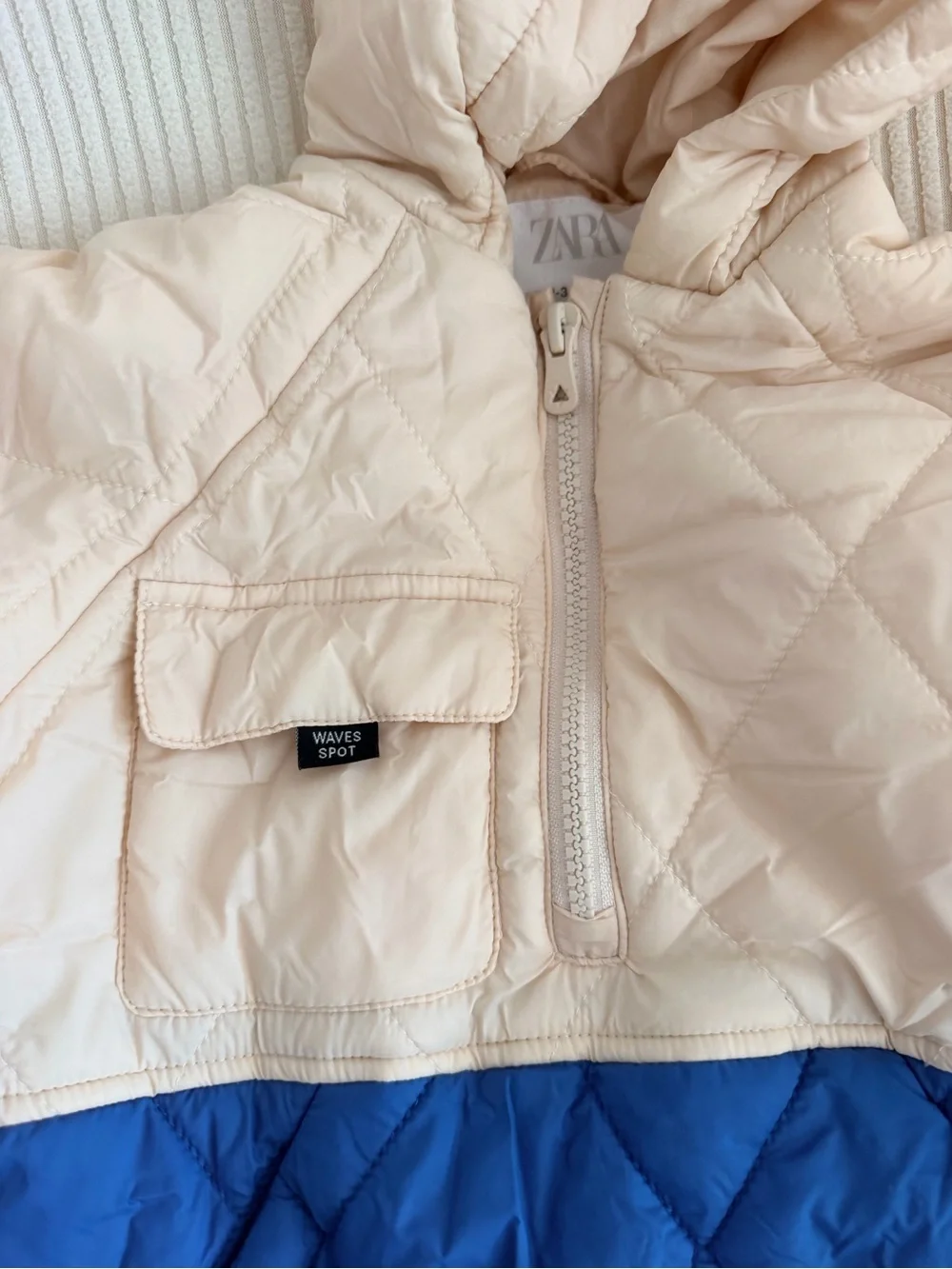 Zara Kids Colorblock Quilted Hooded Jacket in Cream and Blue